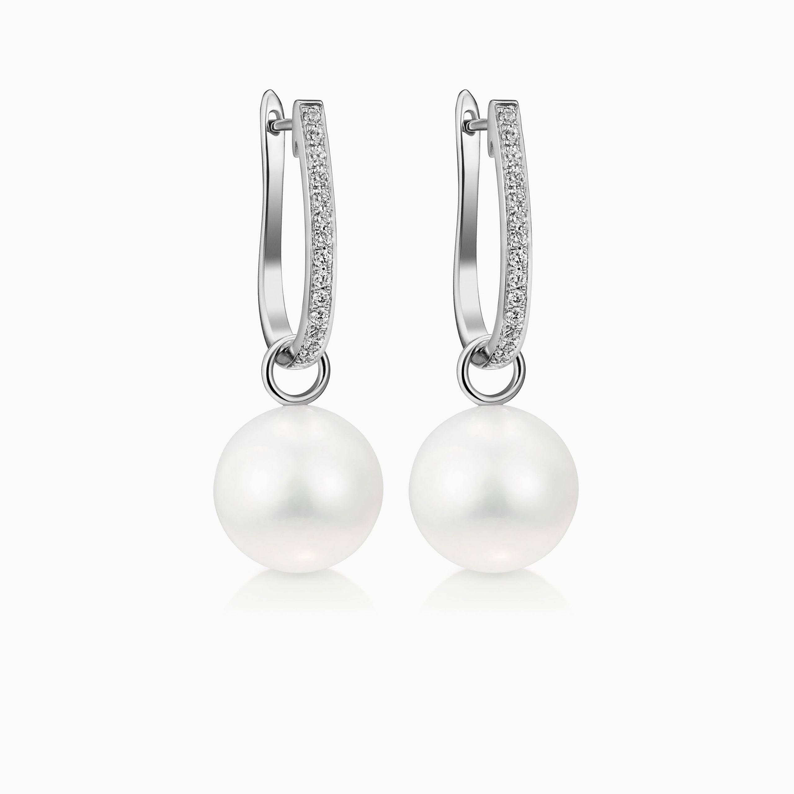 The white St.Barth’s pearls