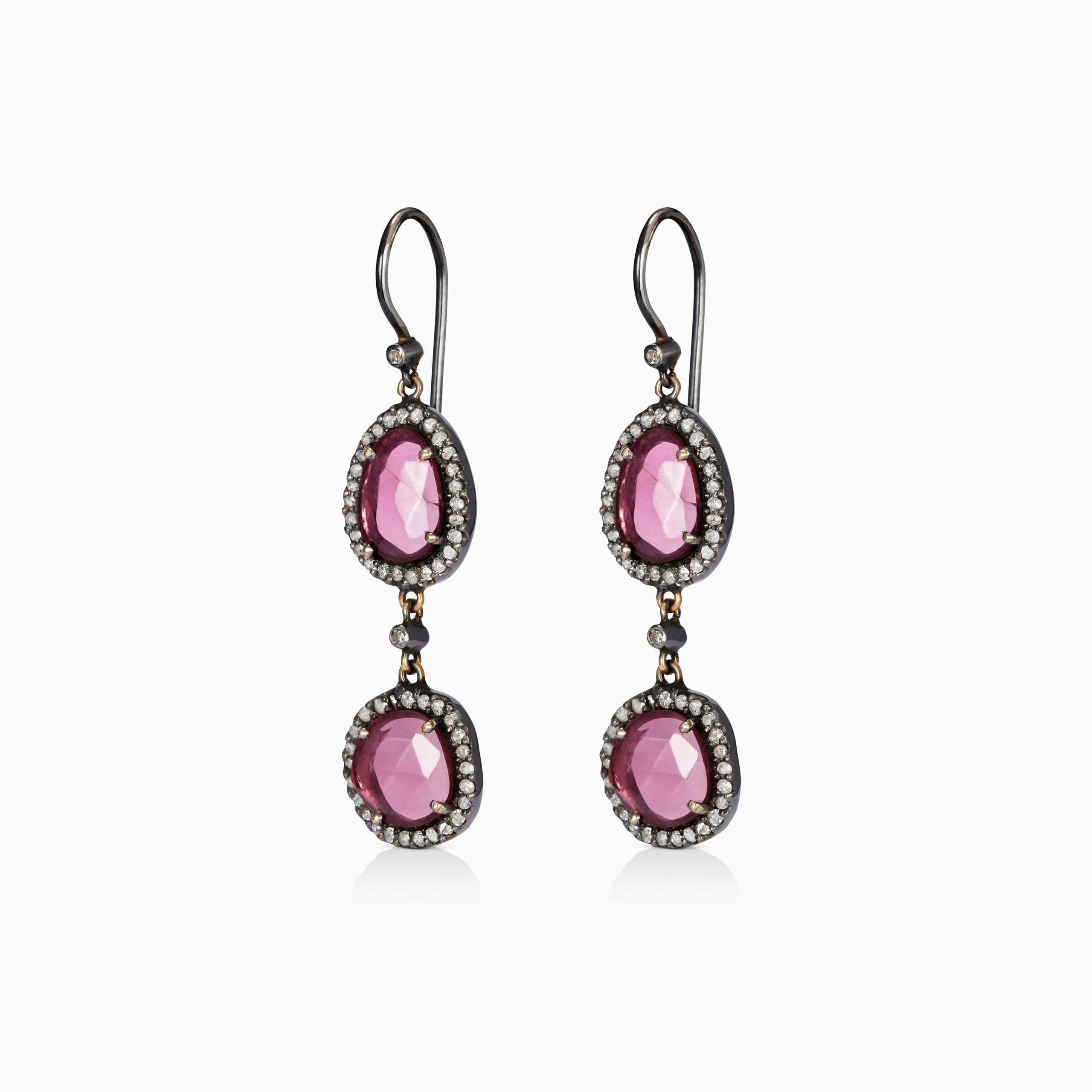 The Victoria earrings